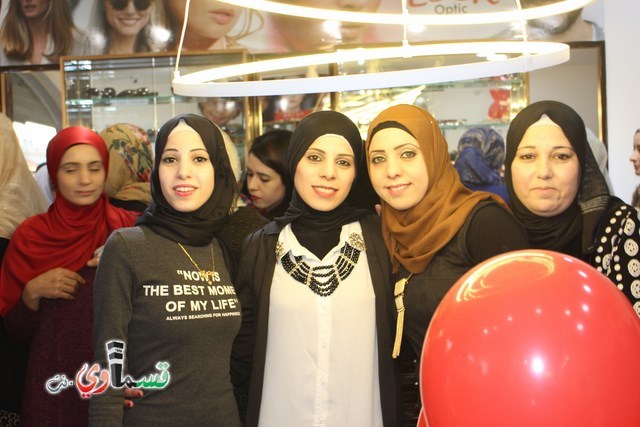  فيديو: بشرى سارة لاهالي كفرقاسم والمنطقة واقبال كبير في افتتاح  اوبتيكا لوك  وحملة تنزيلات هائلة وعروض جذابة 